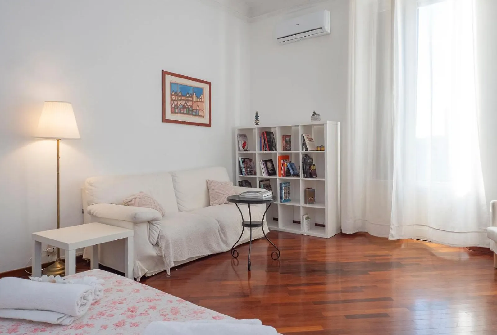 Xenia Apartments - Luxury Suite In The Centre Of Milán